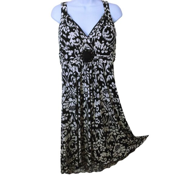 En Focus Studio Cocktail Dress 14 HiWaist Floral Beaded Medallion Straps Stretch - Picture 1 of 13